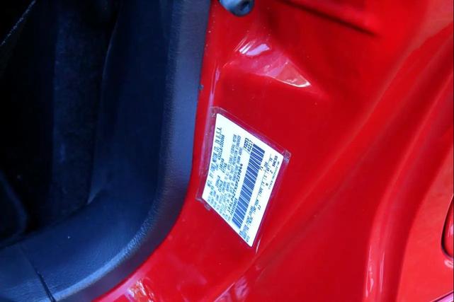 Photo of 1995 RED Ford Mustang