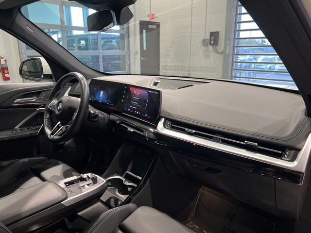 Photo of 2024 Alpine White BMW X1
