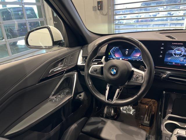 Photo of 2024 Alpine White BMW X1