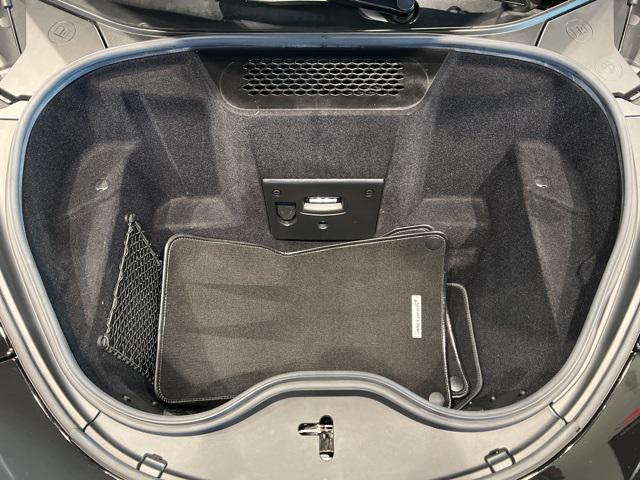 Photo of 2017 Onyx Black McLaren 570GT
