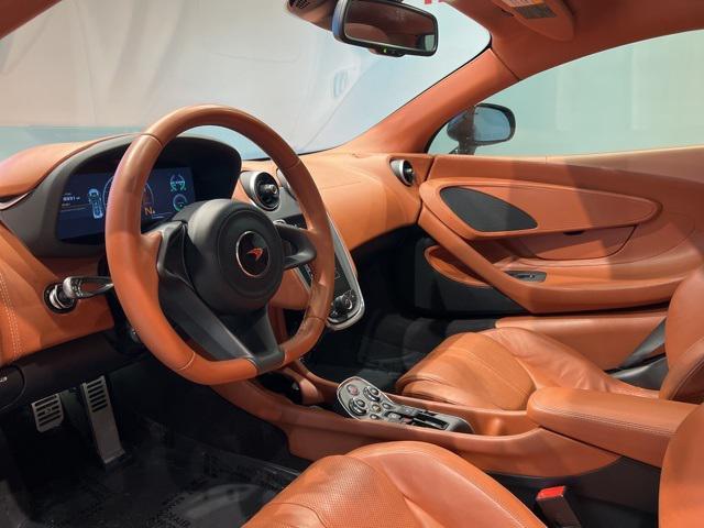 Photo of 2017 Onyx Black McLaren 570GT