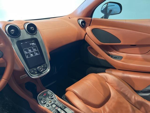 Photo of 2017 Onyx Black McLaren 570GT