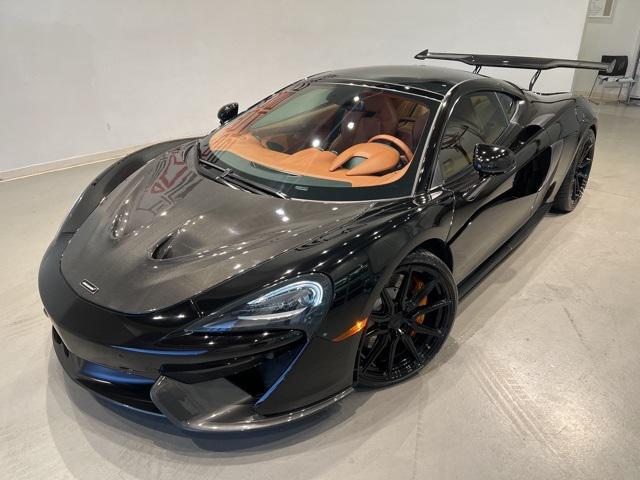 Photo of 2017 Onyx Black McLaren 570GT