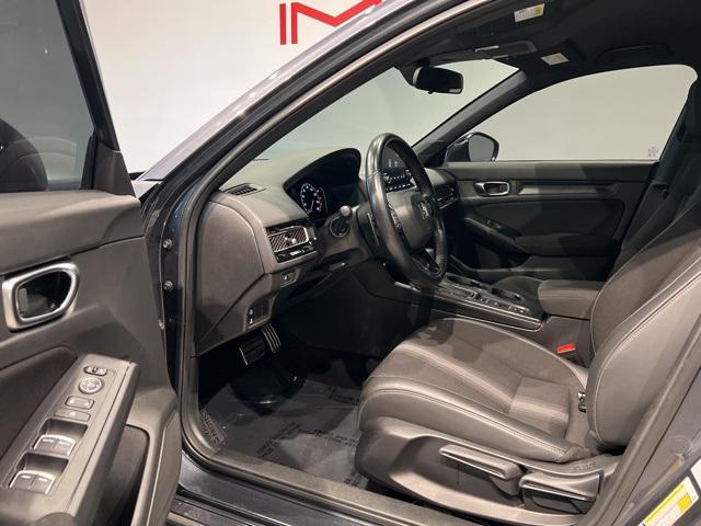 Photo of 2022 Crystal Black Pearl Honda Civic