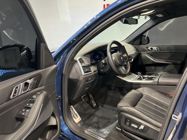 Photo of 2022 Phytonic Blue Metallic BMW X5