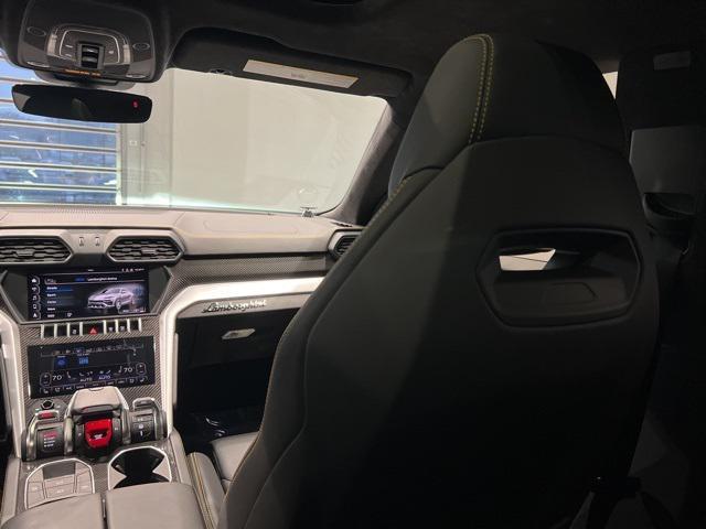 Photo of 2019 Gray Lamborghini Urus