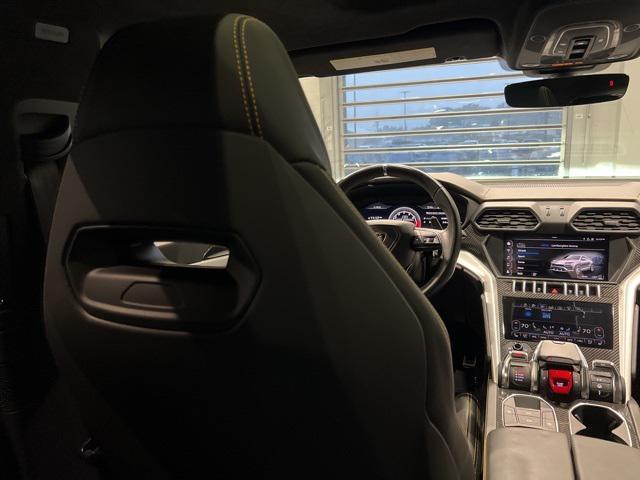 Photo of 2019 Gray Lamborghini Urus