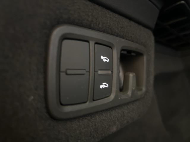 Photo of 2019 Gray Lamborghini Urus