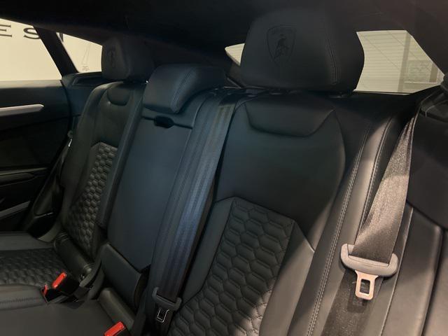 Photo of 2021 Black Lamborghini Urus