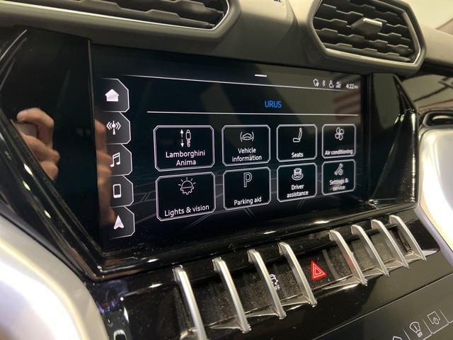 Photo of 2021 Black Lamborghini Urus