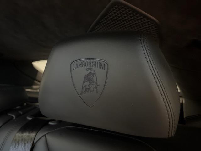 Photo of 2021 Black Lamborghini Urus