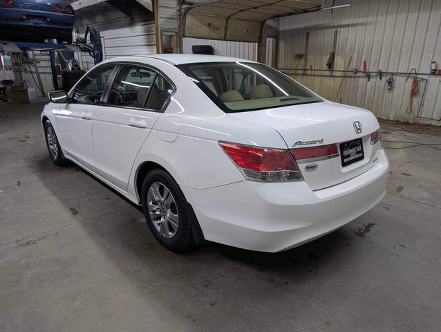 Photo of 2012 White Honda Accord