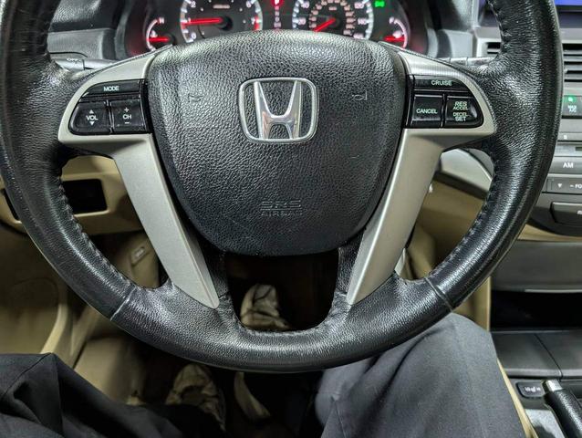 Photo of 2012 White Honda Accord