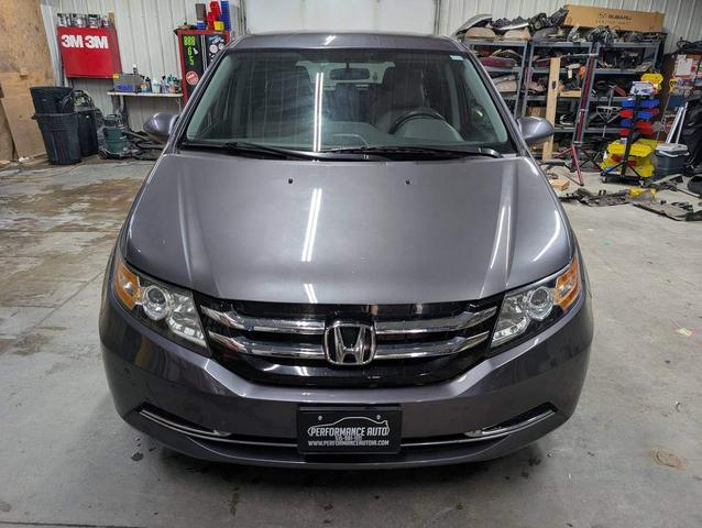 Photo of 2014 Gray Honda Odyssey