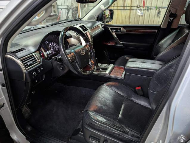 Photo of 2013 Silver Lexus GX 460