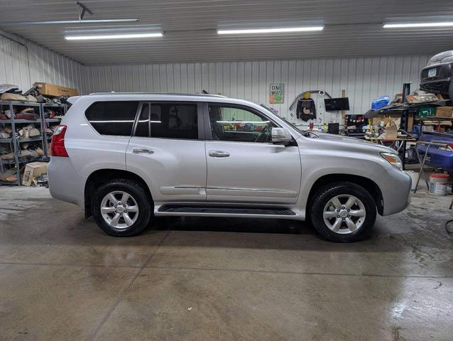 Photo of 2013 Silver Lexus GX 460