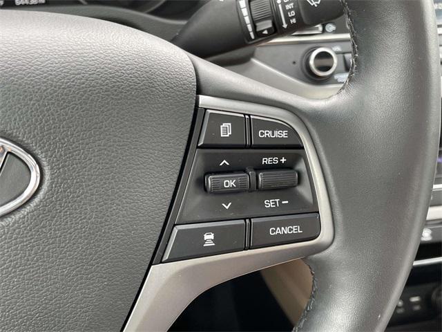 Photo of 2017 Mineral Beige Hyundai ELANTRA