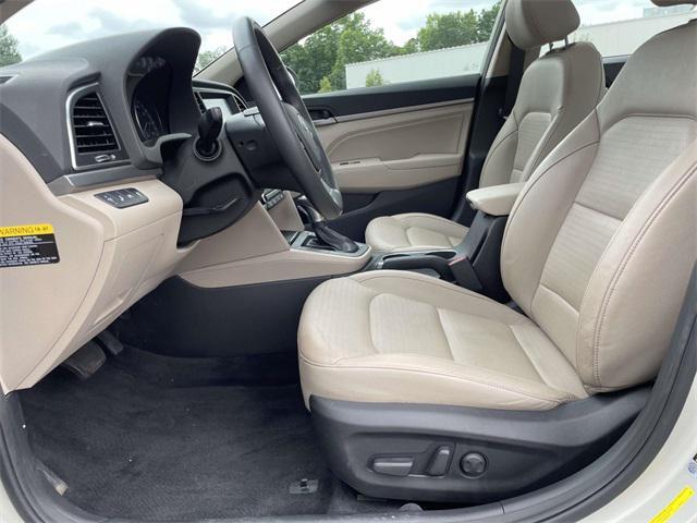 Photo of 2017 Mineral Beige Hyundai ELANTRA