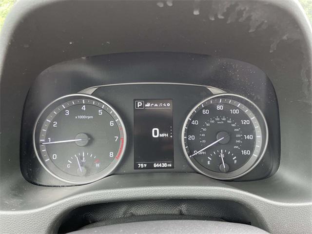 Photo of 2017 Mineral Beige Hyundai ELANTRA