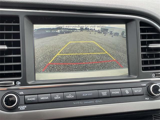 Photo of 2017 Mineral Beige Hyundai ELANTRA
