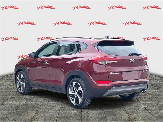 Photo of 2016 Ruby Wine Hyundai TUCSON
