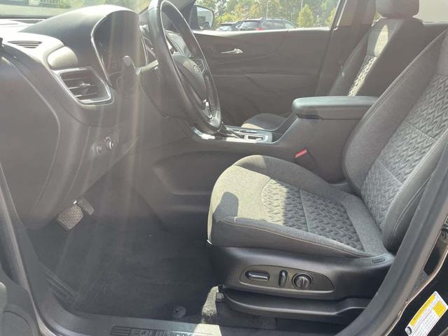 Photo of 2022 Mosaic Black Metallic Chevrolet Equinox