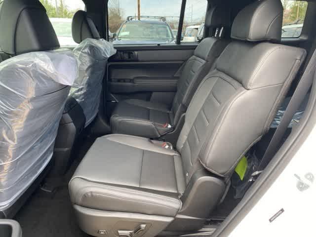 Photo of 2025 White Hyundai SANTA FE