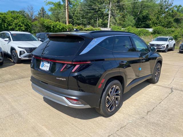 Photo of 2025 Ash Black Hyundai TUCSON Plug-In Hybrid
