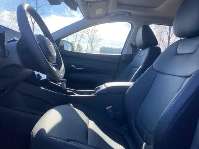 Photo of 2025 Serenity White Pearl Hyundai TUCSON