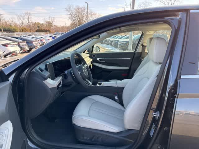 Photo of 2025 Portofino Gray Hyundai SONATA Hybrid