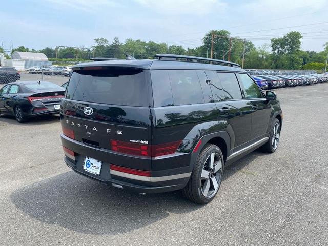 Photo of 2025 Phantom Black Hyundai SANTA FE HEV