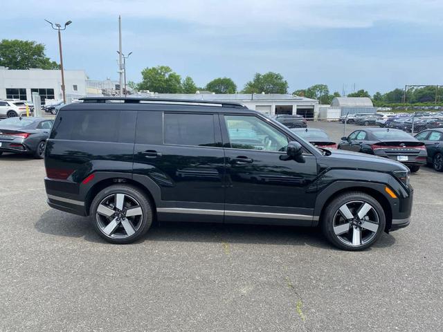 Photo of 2025 Phantom Black Hyundai SANTA FE HEV