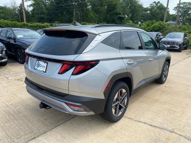 Photo of 2025 Shimmering Silver Hyundai TUCSON