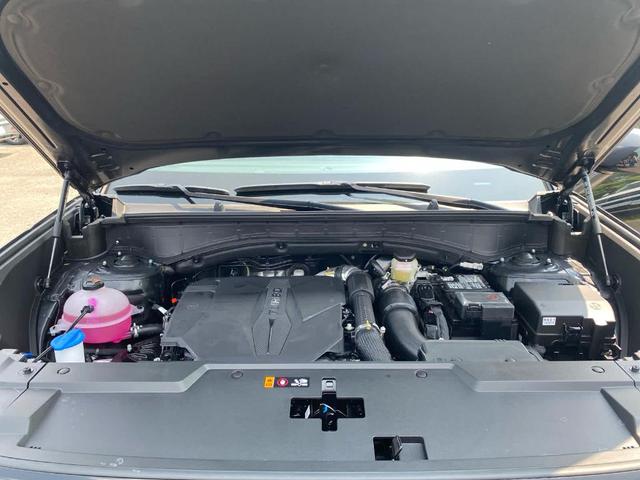 Photo of 2025 Phantom Black Hyundai SANTA FE