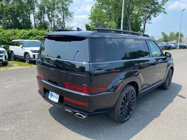 Photo of 2025 Phantom Black Hyundai SANTA FE