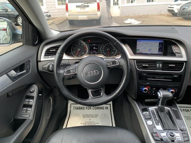 Photo of 2016 Gray Audi allroad