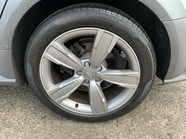 Photo of 2016 Gray Audi allroad