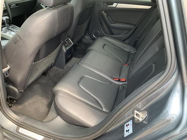 Photo of 2016 Gray Audi allroad