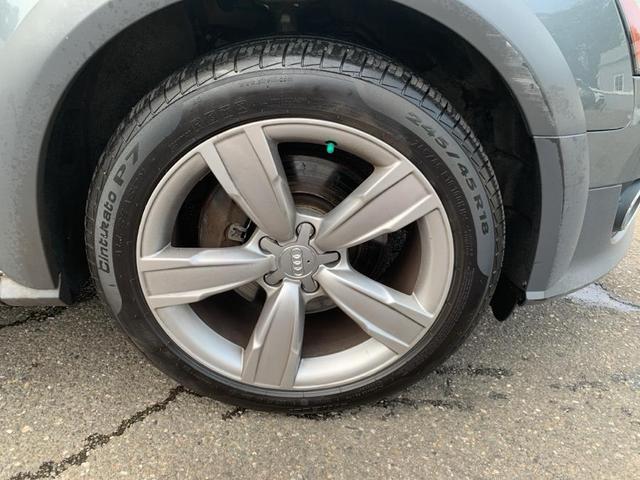 Photo of 2016 Gray Audi allroad