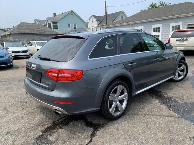 Photo of 2016 Gray Audi allroad