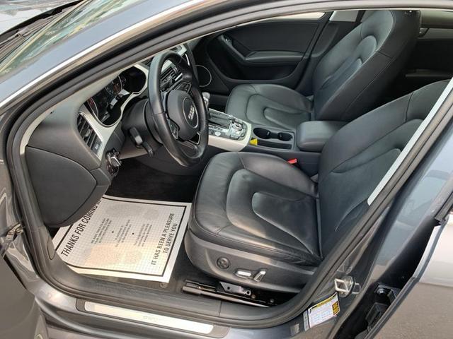 Photo of 2016 Gray Audi allroad
