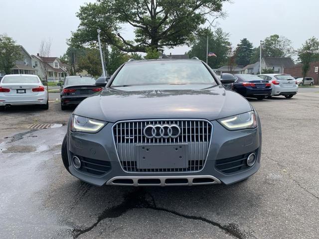 Photo of 2016 Gray Audi allroad