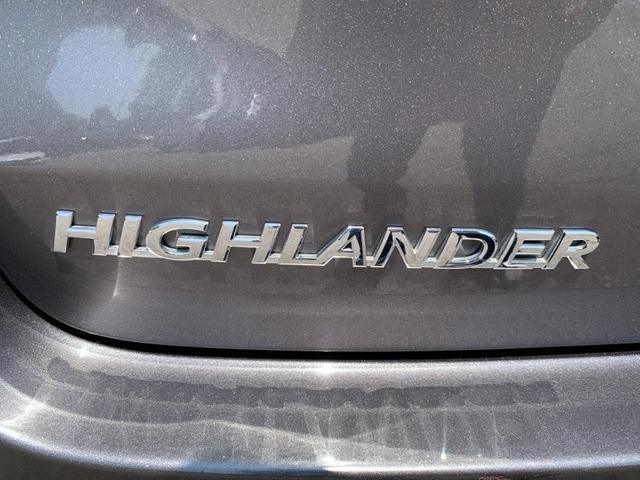 Photo of 2018 Predawn Gray Mica Toyota Highlander
