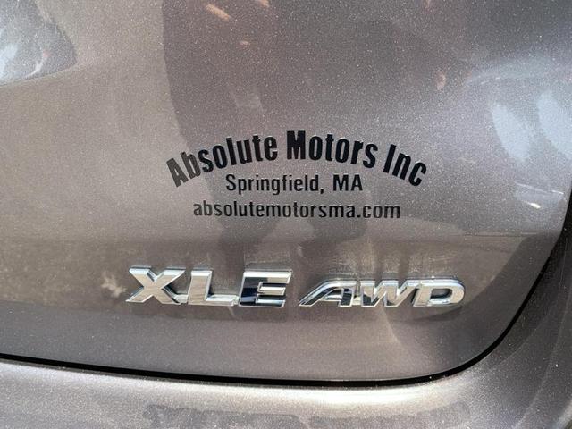 Photo of 2018 Predawn Gray Mica Toyota Highlander