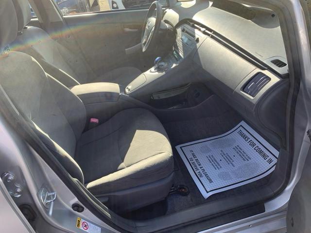 Photo of 2010 Winter Gray Metallic Toyota Prius