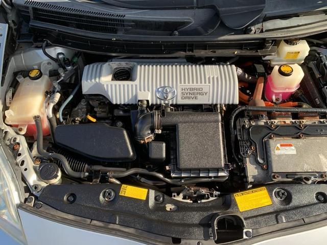 Photo of 2010 Winter Gray Metallic Toyota Prius