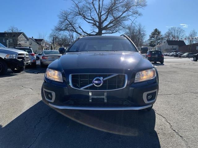 Photo of 2010 Caspian Blue Metallic Volvo XC70