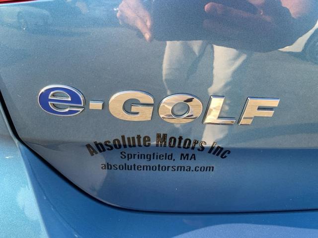 Photo of 2015 Blue Volkswagen e-Golf