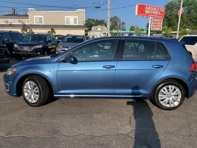 Photo of 2015 Blue Volkswagen e-Golf