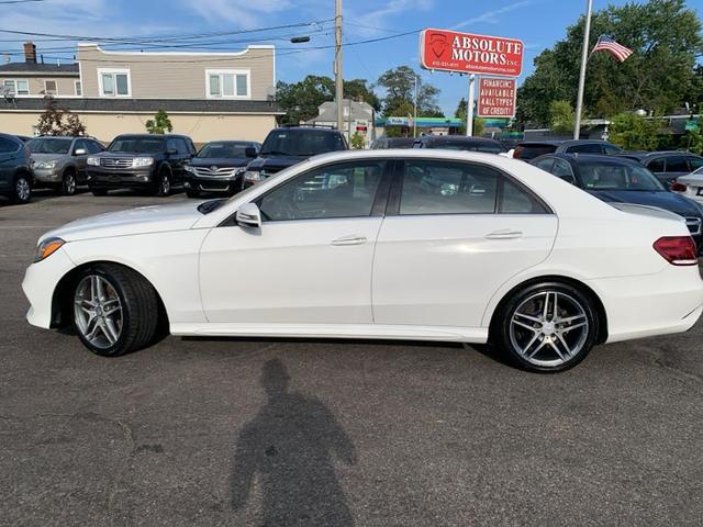 Photo of 2015 White Mercedes-Benz E-Class